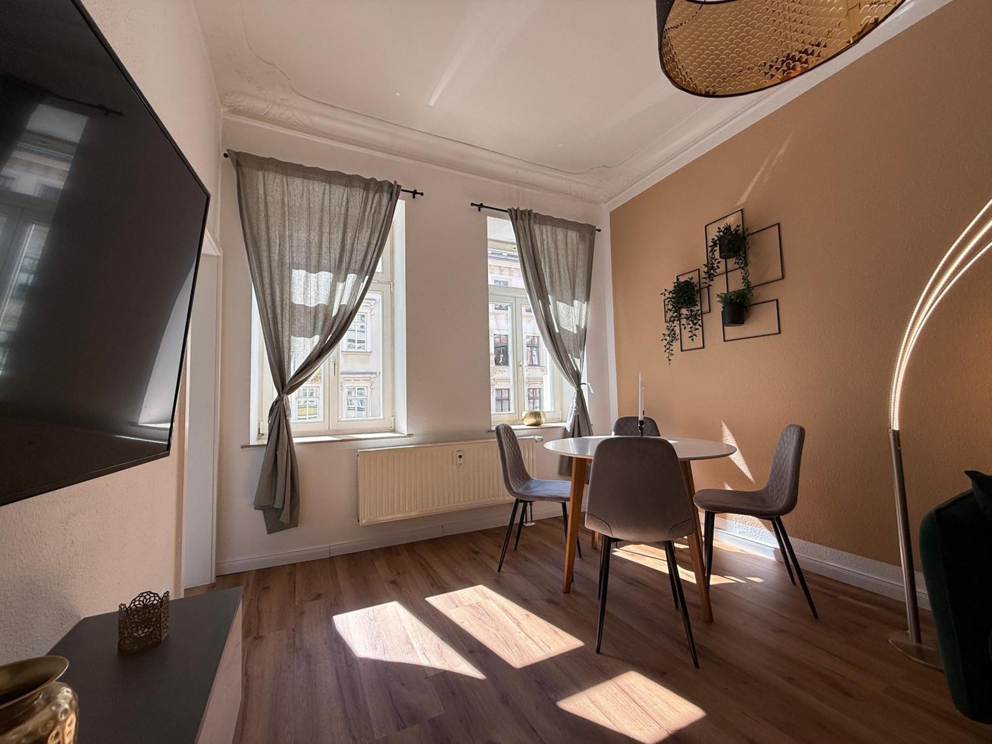 Komplette Suedvorstadt Apartment